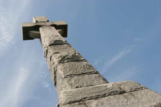 Celtic cross on Grosse Ìle